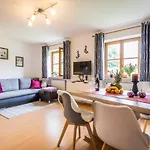 Bognerlehen Apartman *