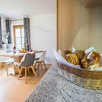 Bognerlehen Apartman *